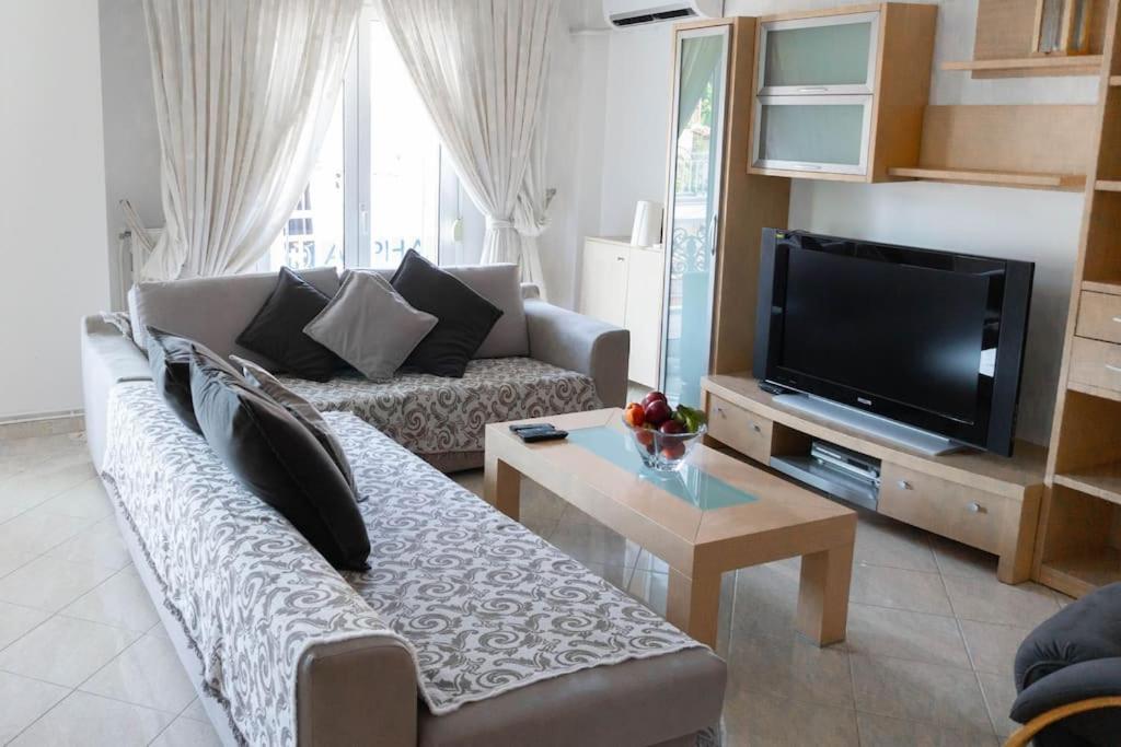 2 Bedroom Holiday Flat, Renovated, In The Centre Asprovalta Extérieur photo