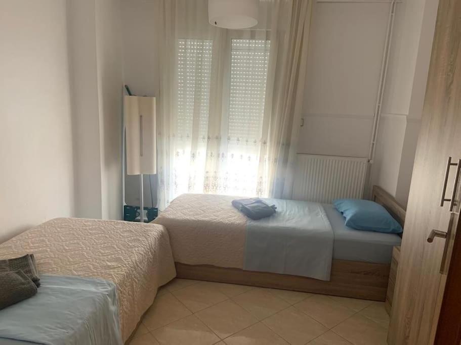 2 Bedroom Holiday Flat, Renovated, In The Centre Asprovalta Extérieur photo